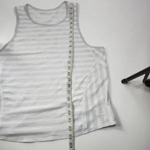 Lululemon White Mesh Cropped Running Striped Tank Top Shirt Size L? READ DESCRIP thumbnail 4