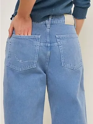 Free People We The Free Deep Trance Dropped Barrel Jeans Size 27 Ocean Blue Wash thumbnail 11