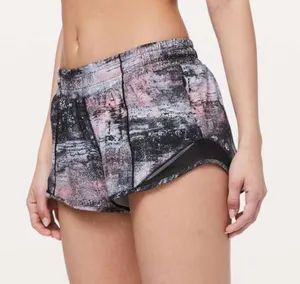 Lululemon Hotty Hot Short II *2.5" Azurite Poppy Coral Multi / Black Size 2 thumbnail 1