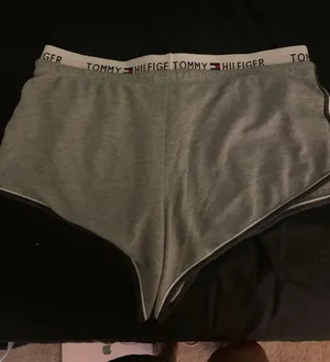 Tommy Hilfiger Shorts thumbnail 2