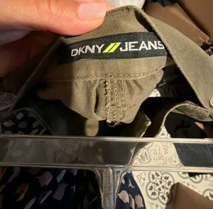 DKNY Jeans Olive Green Cargo Utility Skirt Size 6 thumbnail 4