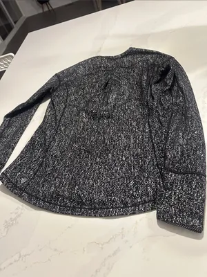 Lululemon black and white long sleeve running shirt approximate‎ size 10 thumbnail 5