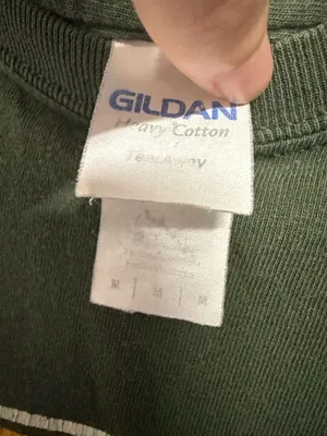 Gildan Shirt thumbnail 2