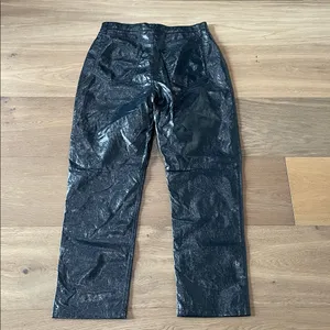 Abercrombie & Fitch 90s Straight Ultra High Rise Navy Vegan Leather Pants thumbnail 8