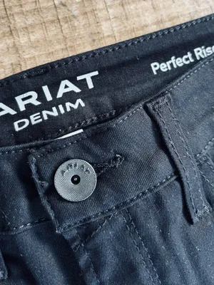Ariat Perfect Rise Skinny Jeans in black 28"W x 30" inseam women's thumbnail 4