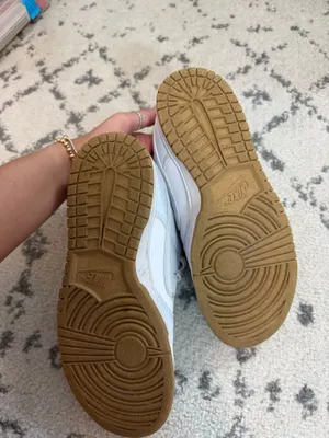 Nike Low Women’s Dunk Sneakers  thumbnail 3
