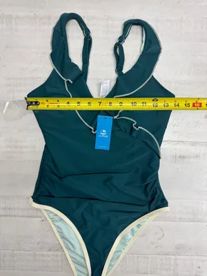 Cupshe Eucalyptus Ruffled V-Neck One-Piece thumbnail 4