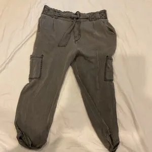 Free People Gray Cropped Jogger Pants thumbnail 1