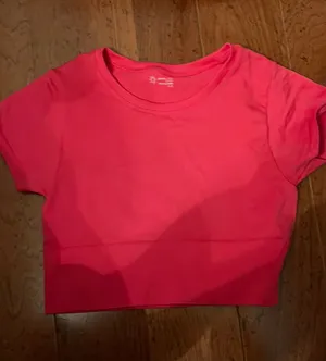 Aerie Offline By Top Cropped thumbnail 1