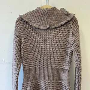 Sioni Taupe Ruffle Long Cardigan Sweater Mauve Knit Medium 90s Knee Length‎ thumbnail 7