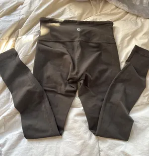 Army Green Lululemon Leggings thumbnail 3
