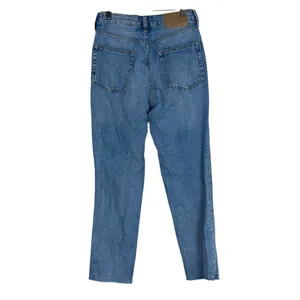 H&M‎ Womens 26 Cropped Straight Leg Raw Hem Jeans 100% Cotton Classiccore thumbnail 3