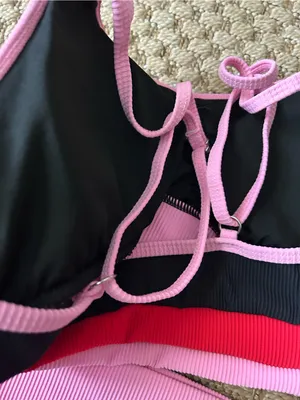 Colorblock Black Pink Red Scoop Neck Top & High Waist Two-piece Bikini Swim Set thumbnail 8