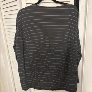 Lululemon Back in Action Long Sleeve Shirt Short Serve Stripe Graphite Grey Whit thumbnail 6