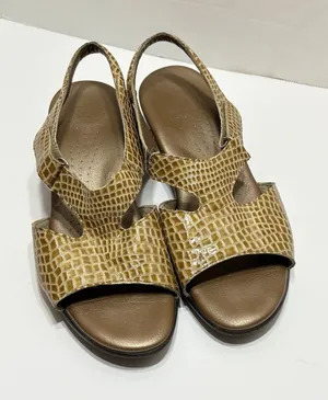 SAS Suntimer Tripad Comfort US 9 Snake Print Bronze Patent Leather Sandals thumbnail 1