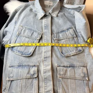 Veveret Denim Utility Jean Jacket Light Wash Oversized Cargo Pockets Size Large thumbnail 9