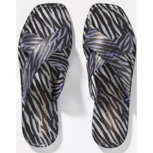 Matisse x Anthropologie zebra jelly sandals thumbnail 2