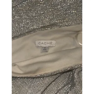 Caché Floor Length Shimmer Silver One Shoulder Evening Gown Size 2 thumbnail 6
