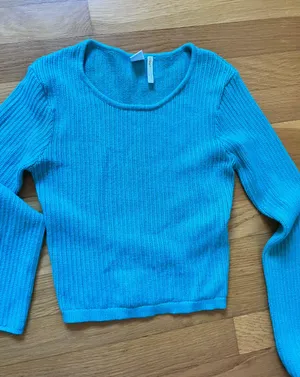 Teal Sweater thumbnail 1