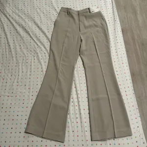 Uniqlo Drape Pants thumbnail 2