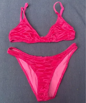 Triangl bikini thumbnail 1