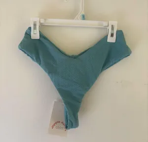 Dippin' Daisy's Bikini Bottom thumbnail 1