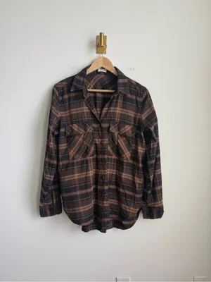Aritzia Babaton Utility Shirt Brown Plaid Oversized Button Down Size Small thumbnail 4