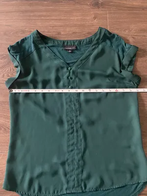 Fortune + Ivy Green V-Neck Cap-Sleeve Blouse, Size Small thumbnail 3