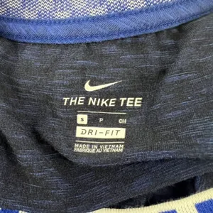 Nike Kentucky Wildcats Slub Ringer Performance Cropped T-Shirt Royal Women Small thumbnail 4