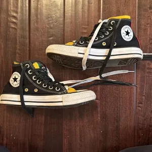 Converse Chuck Taylor‎ All Star Double Upper Hi women’s size 6 and men’s size 4 thumbnail 2
