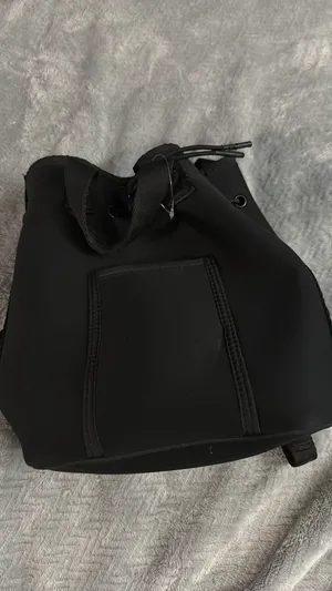 OFFLINE by Aerie small black bag thumbnail 3