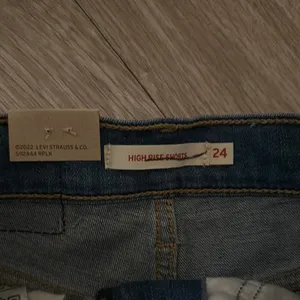 Levi High Rise Hypersoft Shorts thumbnail 4