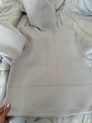 Lululemon Top thumbnail 3