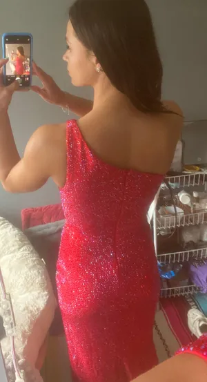 Sherri Hill Red Gown thumbnail 2