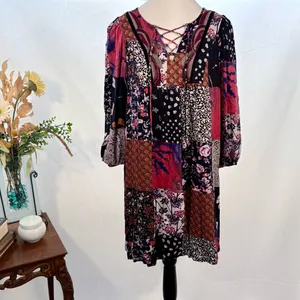ONE SEPTEMBER Anthro Arcata Patchwork Beaded Lace Up Swing Dress Sz Small💛 thumbnail 3