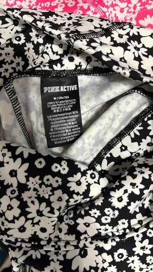 PINK Victoria's Secret Bike Shorts thumbnail 3