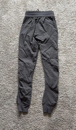 Lululemon Grey Joggers thumbnail 2