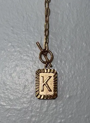 🤩4/$15🥳 K initial charm necklace thumbnail 2