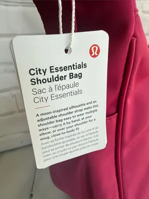 lululemon athletica City Essentials Shoulder Bag in Berry Rumble (BRML) thumbnail 9