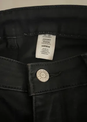 H&M &Denim High Waisted Black Jeggings - Size 32/32 (Fits L/XL) ✨ thumbnail 4