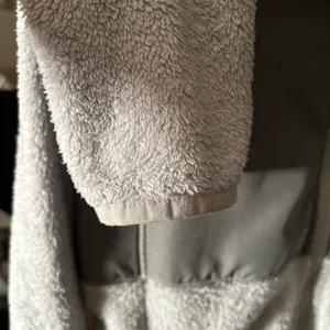 UW Whitewater Sherpa Women’s Lg thumbnail 6