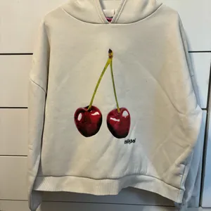 Edikted Cherry Sweatshirt thumbnail 2