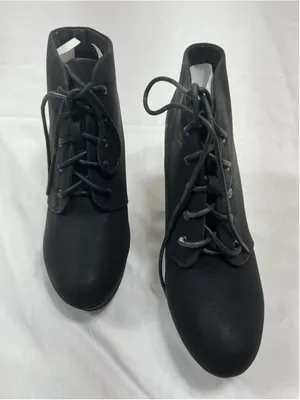 Womans New Bella Marie Goldie Platform Ankle Bootie Size 7.5 Black Lace Up thumbnail 2