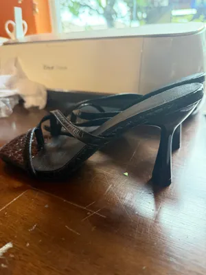 Shein Black Heels thumbnail 4