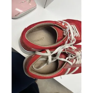 Vionic Nana Satin Suede Red White‎ Tennis Shoe Lace Up Sneakers Orthopedic thumbnail 6
