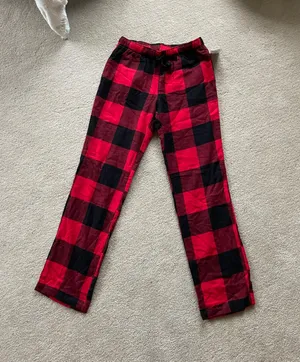 Old Navy Red And Black Flannel Pajama Pants thumbnail 3