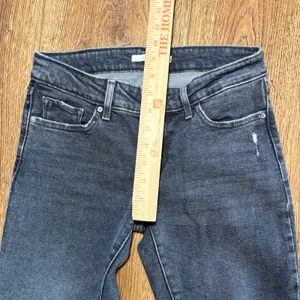 Levis 711 Skinny Jeans‎ Womens 26x28 Distressed Faded Black Denim Pants Grunge thumbnail 5