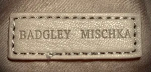 Badgley Mischka Beige Crossbody Quilted Phone Bag. BNWT thumbnail 6