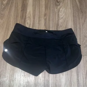 Lululemon black shorts thumbnail 3