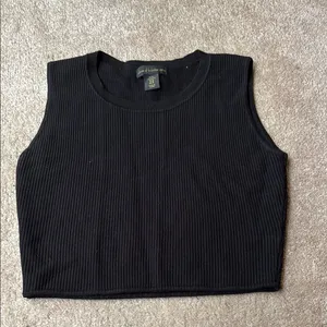 Black ribbed tank top Size XL thumbnail 1